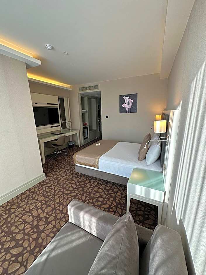 The Conforium Hotel Van