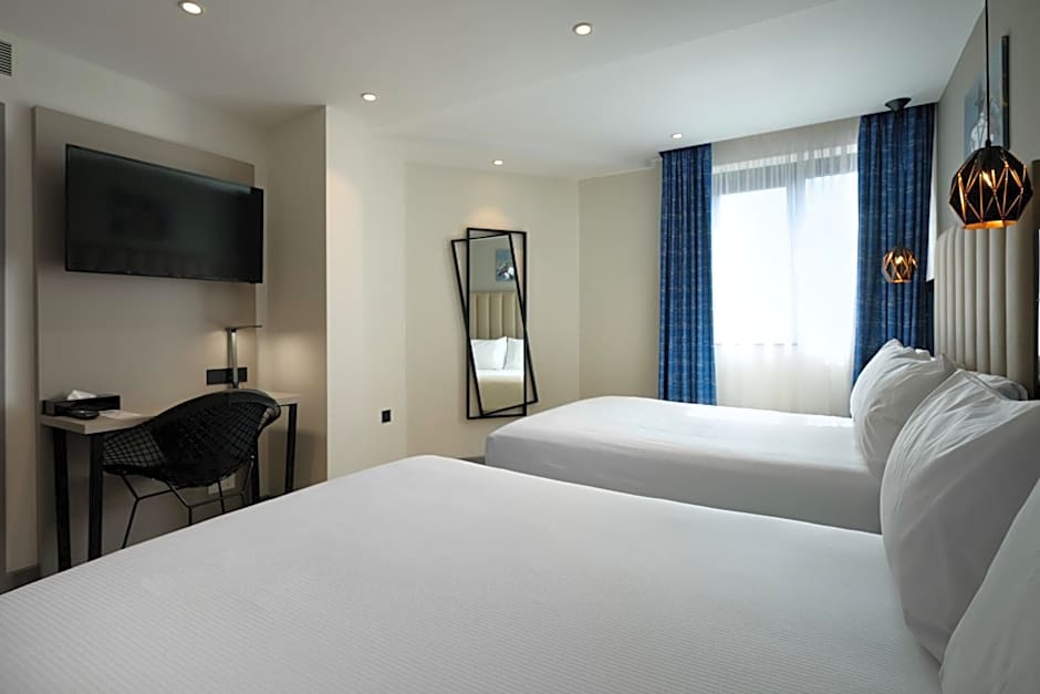 Spark by Hilton Luton