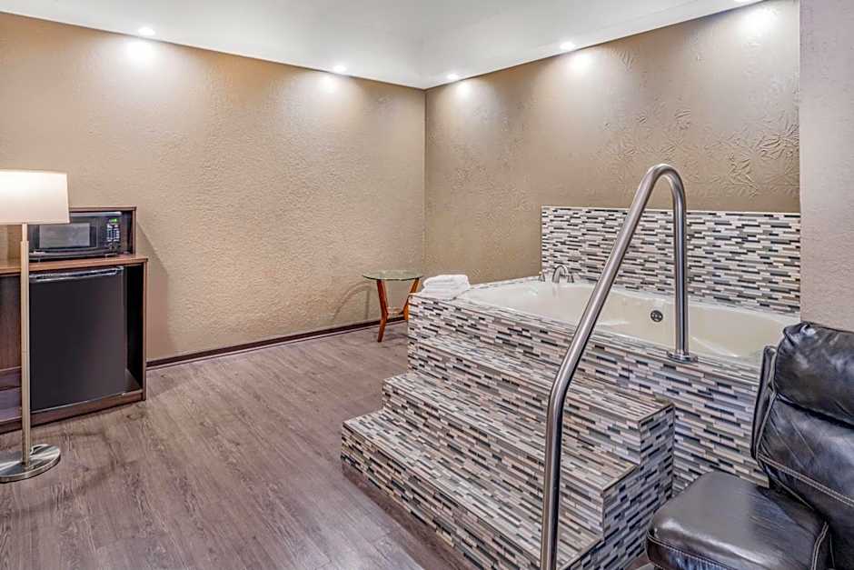 Super 8 by Wyndham Columbia