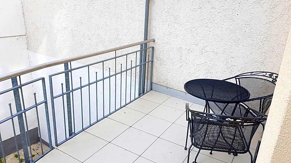 Villa Viktoria 1 - Apartments - City center