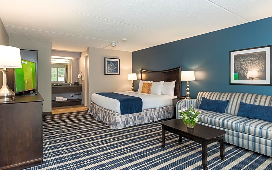 Rockport Inn and Suites
