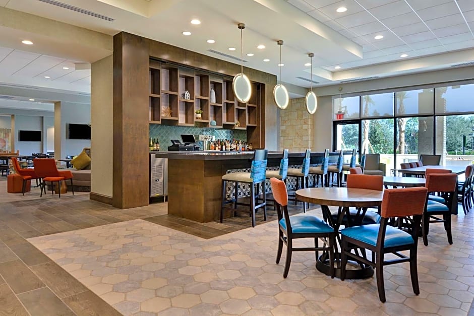 Home2 Suites by Hilton Orlando Flamingo Crossings