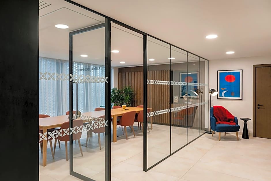 Cove Landmark Pinnacle