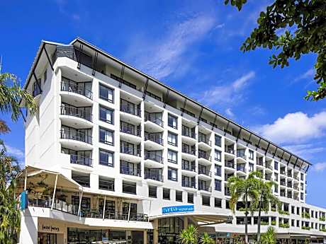 Mantra Esplanade Cairns