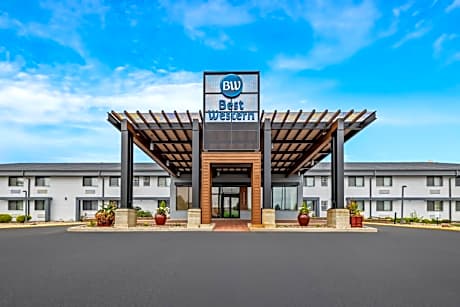 Best Western West Towne Suites