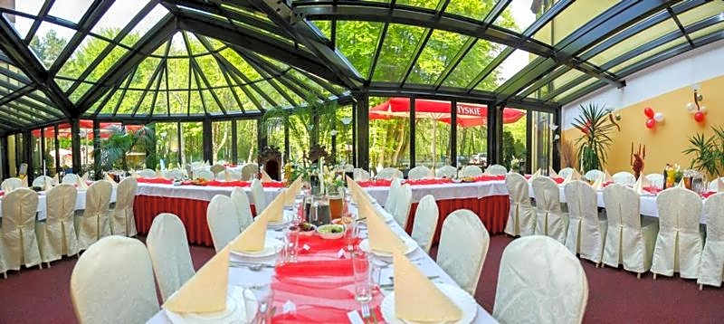 Okulski Grand Rozewie Pokoje i Apartamenty