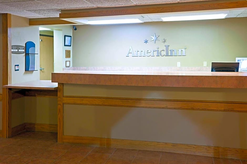 AmericInn by Wyndham Blue Earth