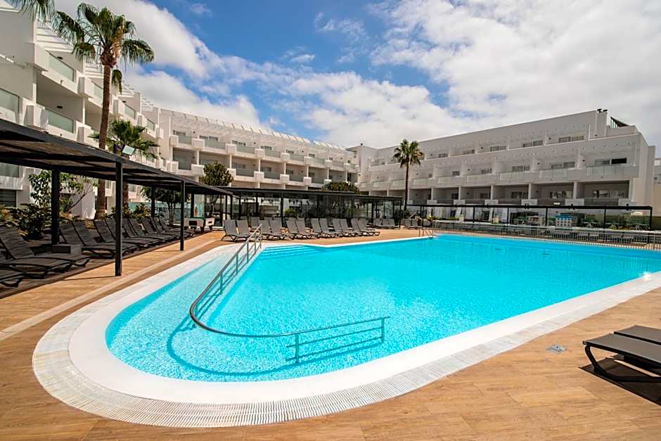Aequora Lanzarote Suites