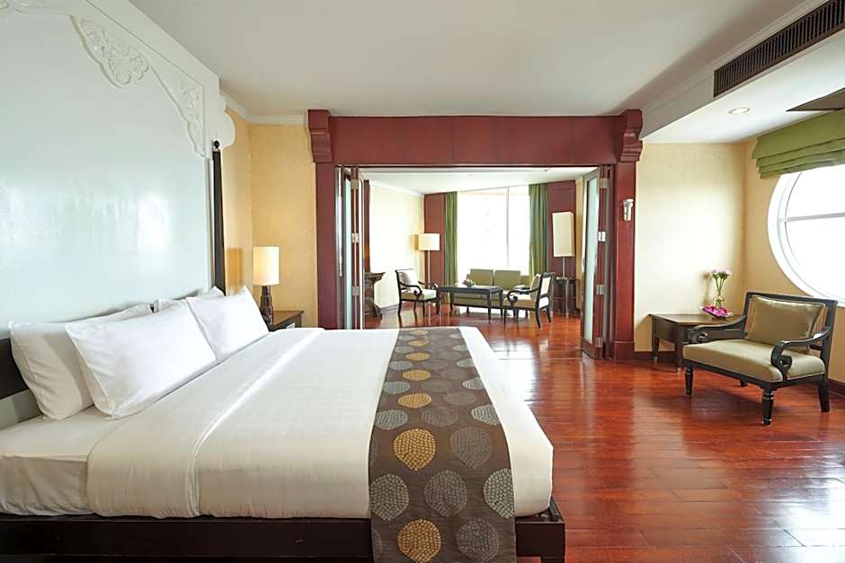 Photo 1 of 7 of Junior Suite, Sea View
