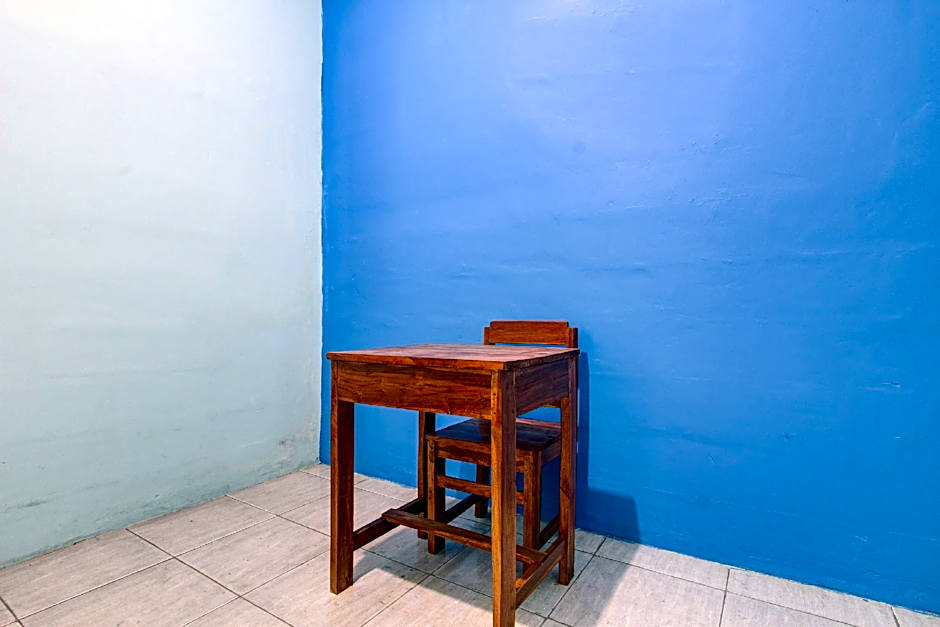 SPOT ON 92814 Gioba Kost Syariah