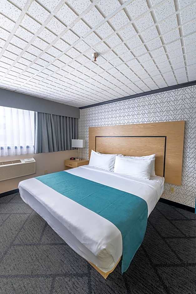 Sternwheeler Hotel & Conference Centre, Trademark by Wyndham