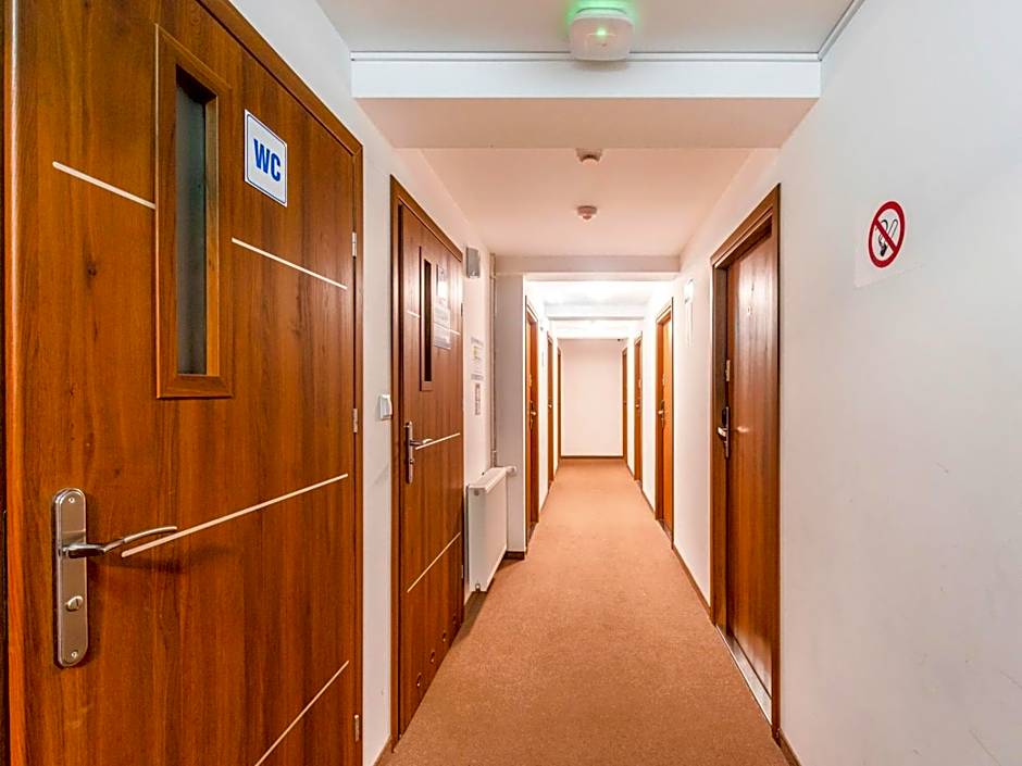 Luxhostel24 Warsaw