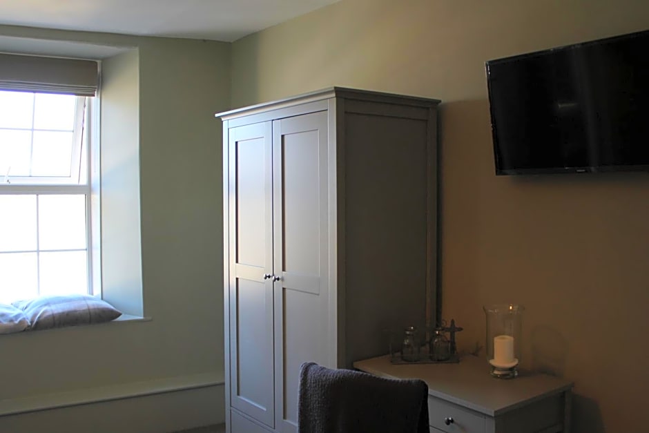 The Five Pilchards Inn