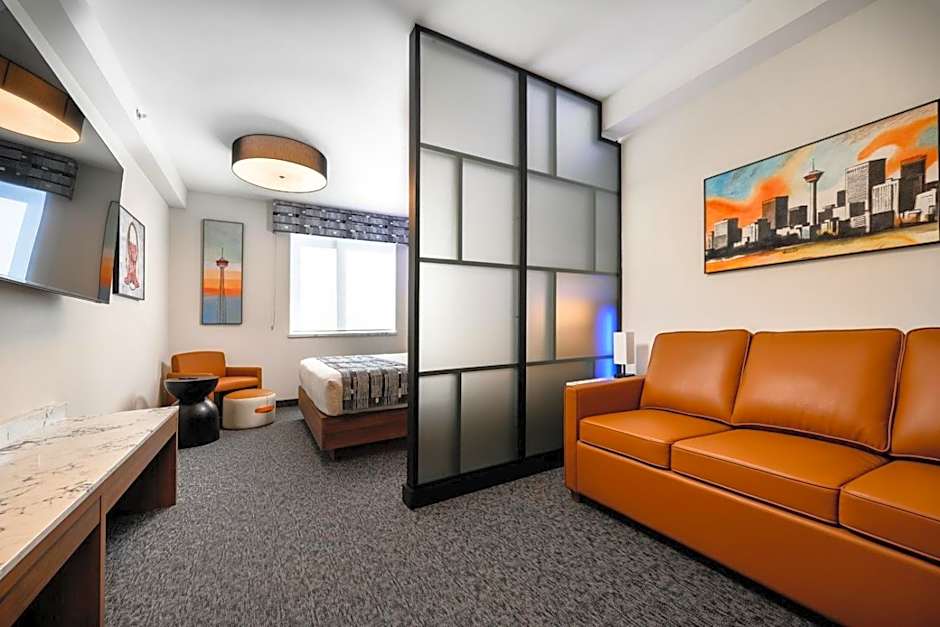 Acclaim Hotel by CLIQUE
