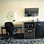 Falls Lodge & Suites