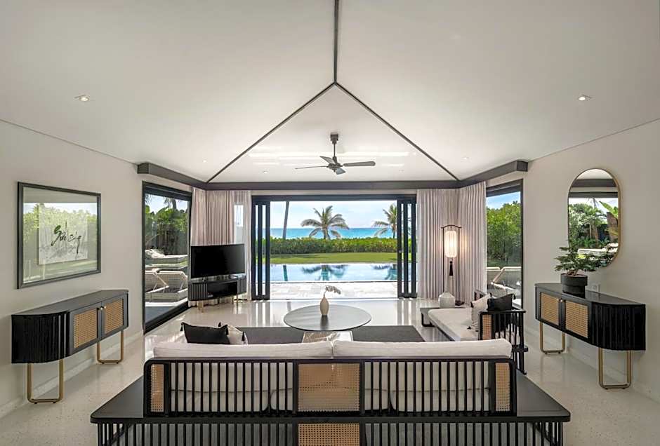 Photo 1 of 10 of Spa 3 Bedroom, Ocean front