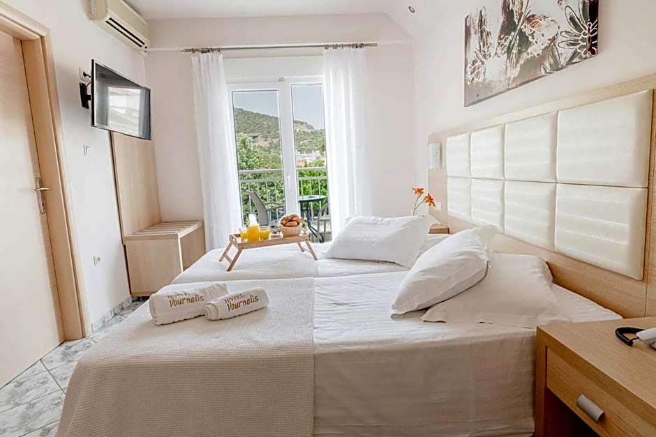 Vournelis Beach Hotel and Spa