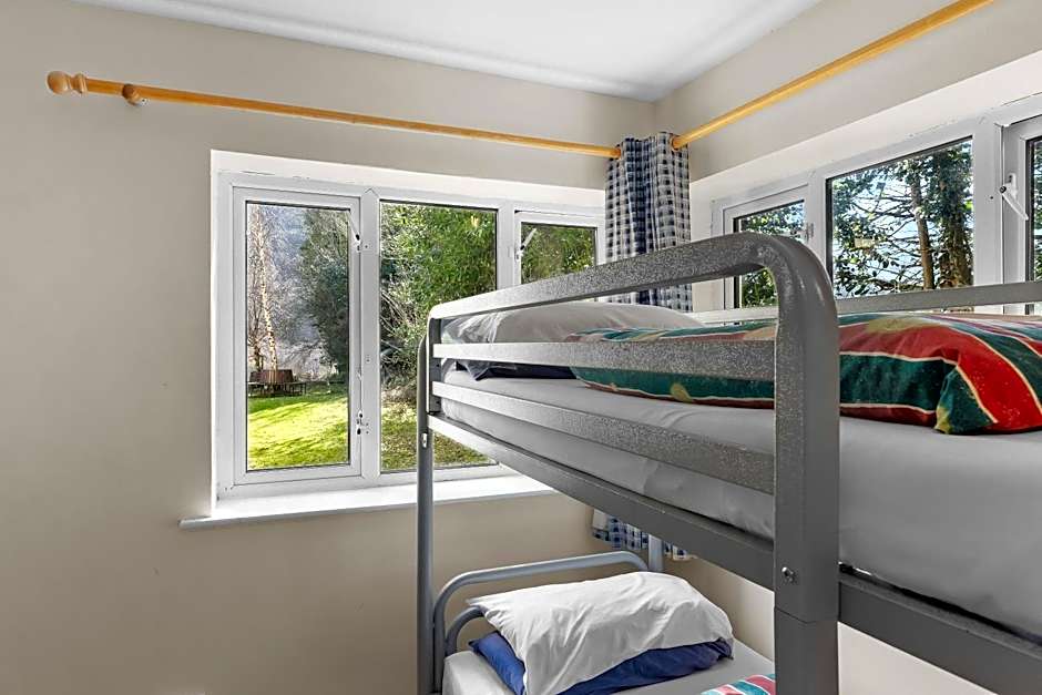 Glendalough International Youth Hostel