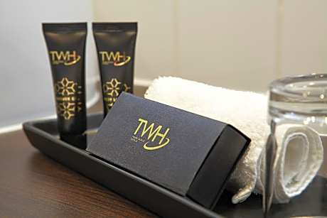 Superior Room with King Bed