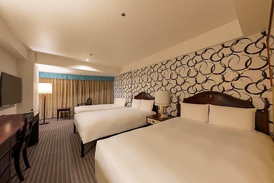 Photo 1 of 4 of Triple Room