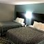 Days Inn & Suites by Wyndham Collierville Germantown Area