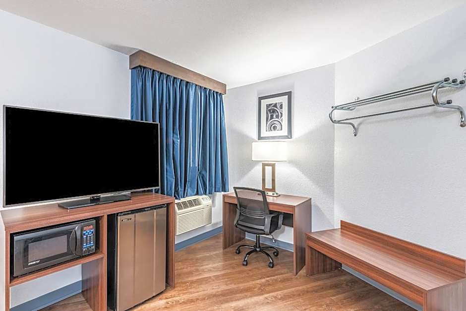 Knights Inn And Suites Searcy
