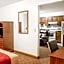 Econo Lodge On The Bay
