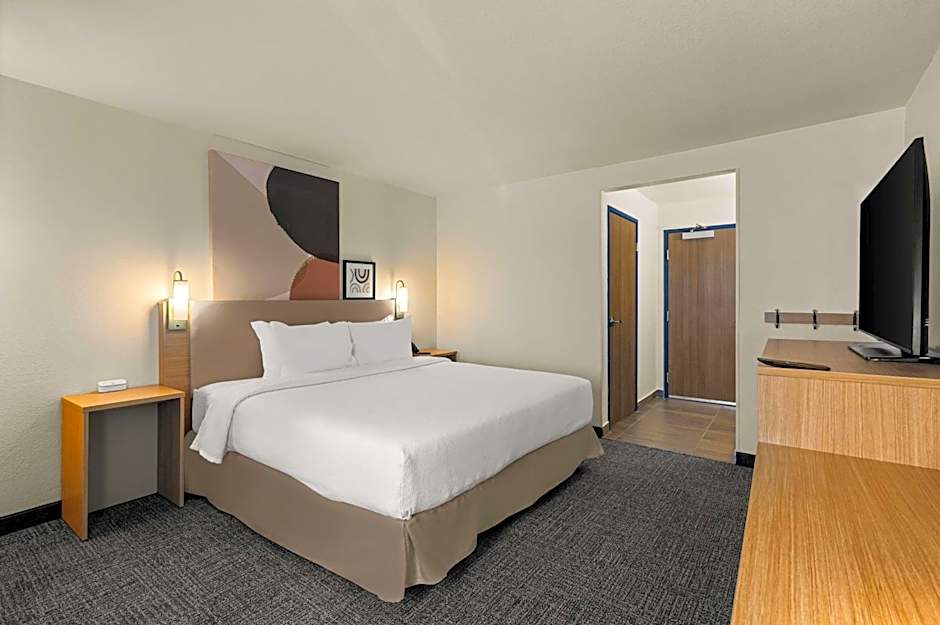 Spark by Hilton Fort Wayne