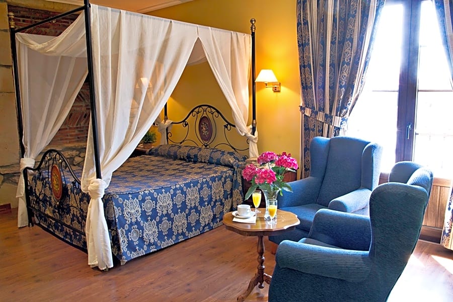 Casona Los Caballeros