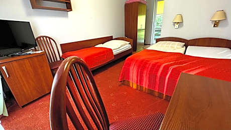Triple Room with Private Bathroom