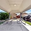 Best Western Regency Inn & Suites
