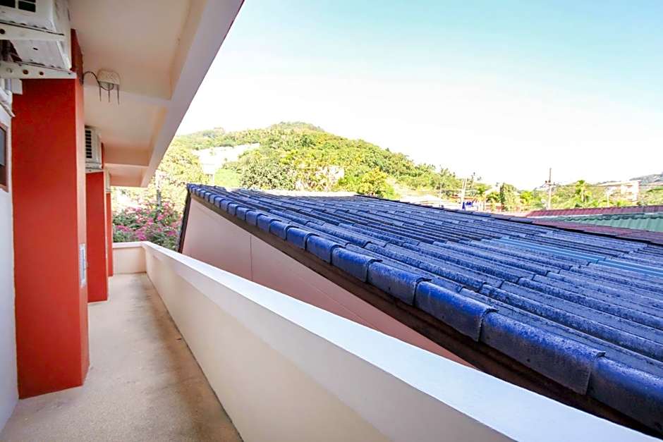 Ban Elephant Blanc Apartment