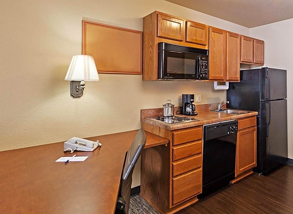 Candlewood Suites St. Robert By IHG