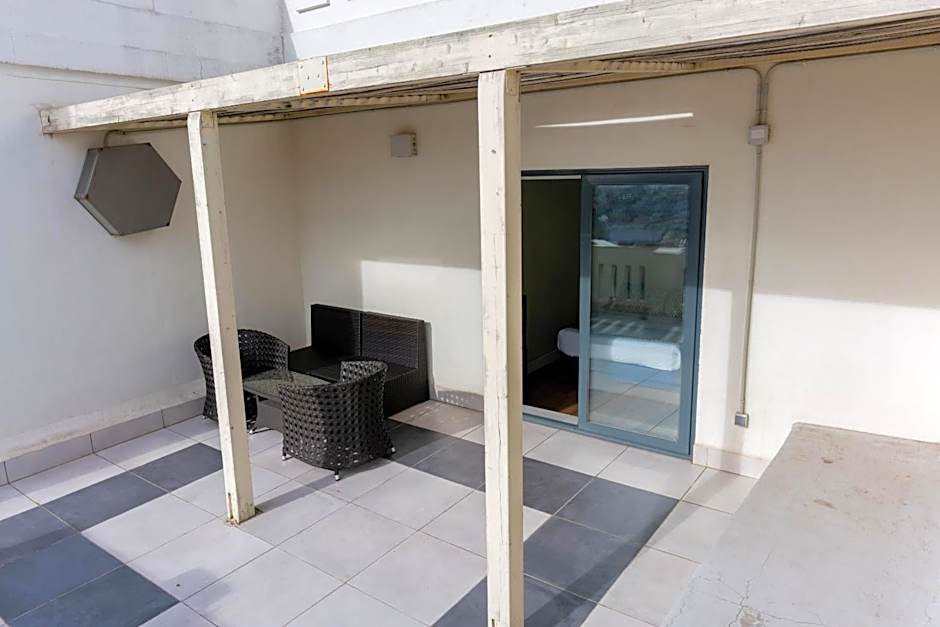 Hostal Charlotte-Gran Vía