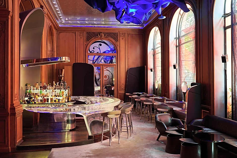 Hotel Plaza Athenee - Dorchester Collection