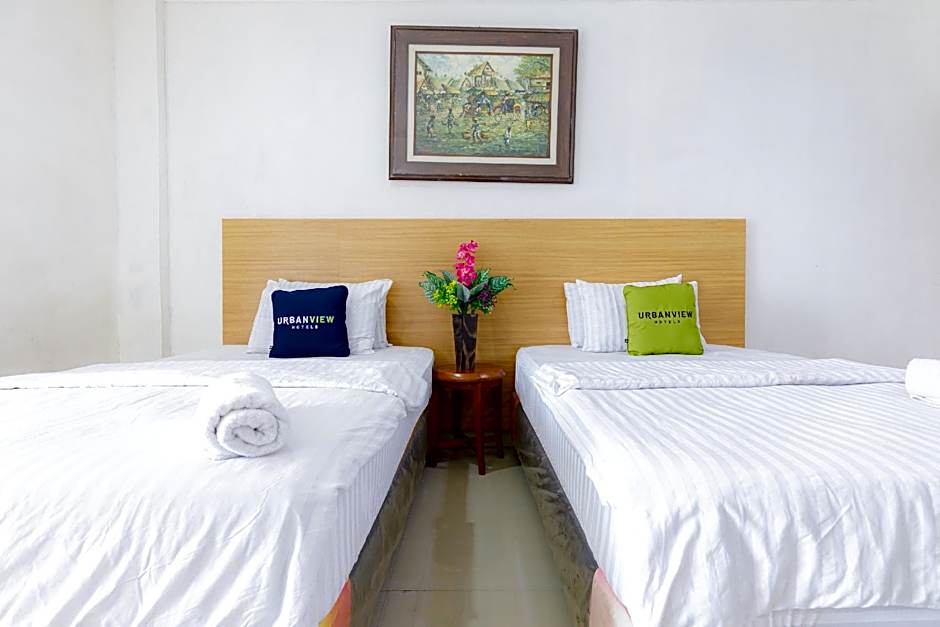 Urbanview SRB Near Mall Ciputra Cibubur