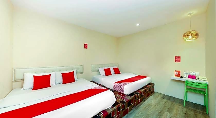 OYO 479 the green hotel