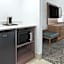 La Quinta Inn & Suites by Wyndham Chattanooga - East Ridge