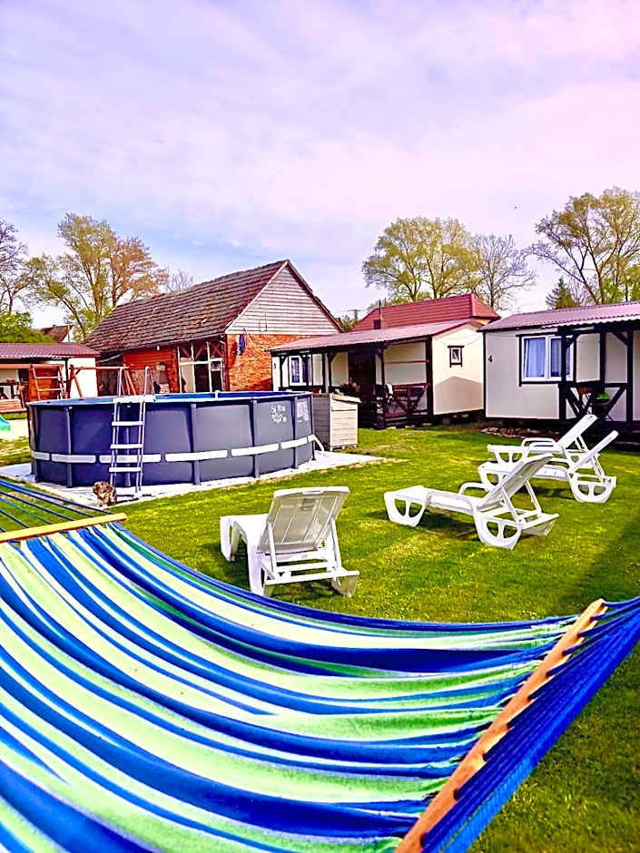 Domki w Rusinowie u Gosi