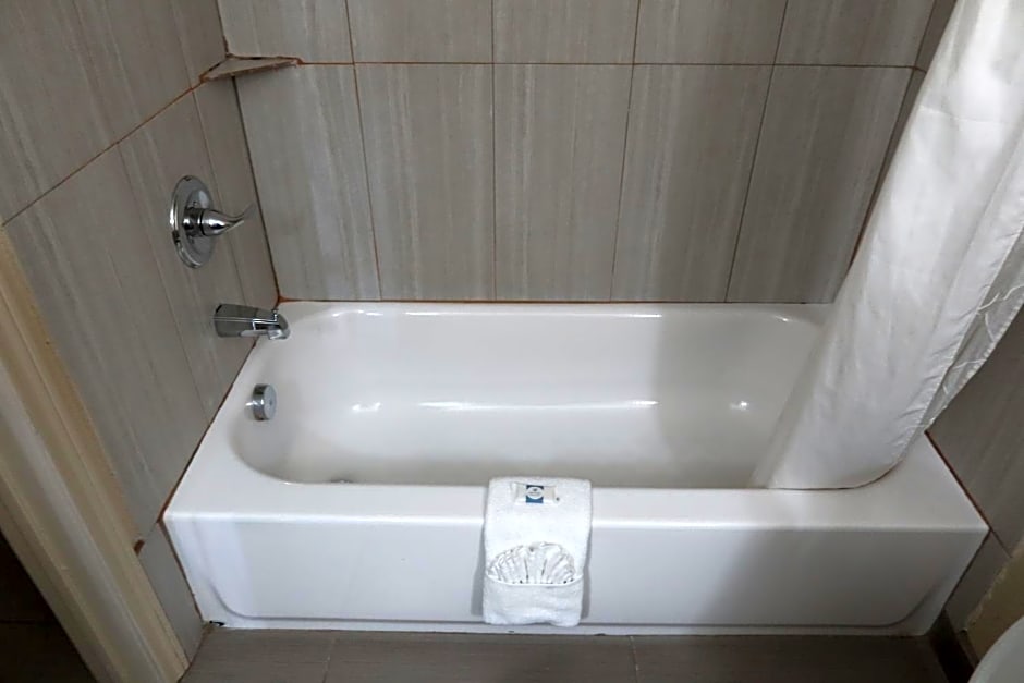 West Worth Inn & Suites White Settlement