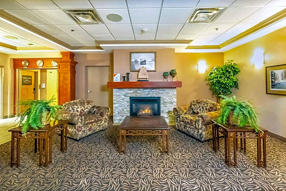 Comfort Inn & Suites Salmon Arm