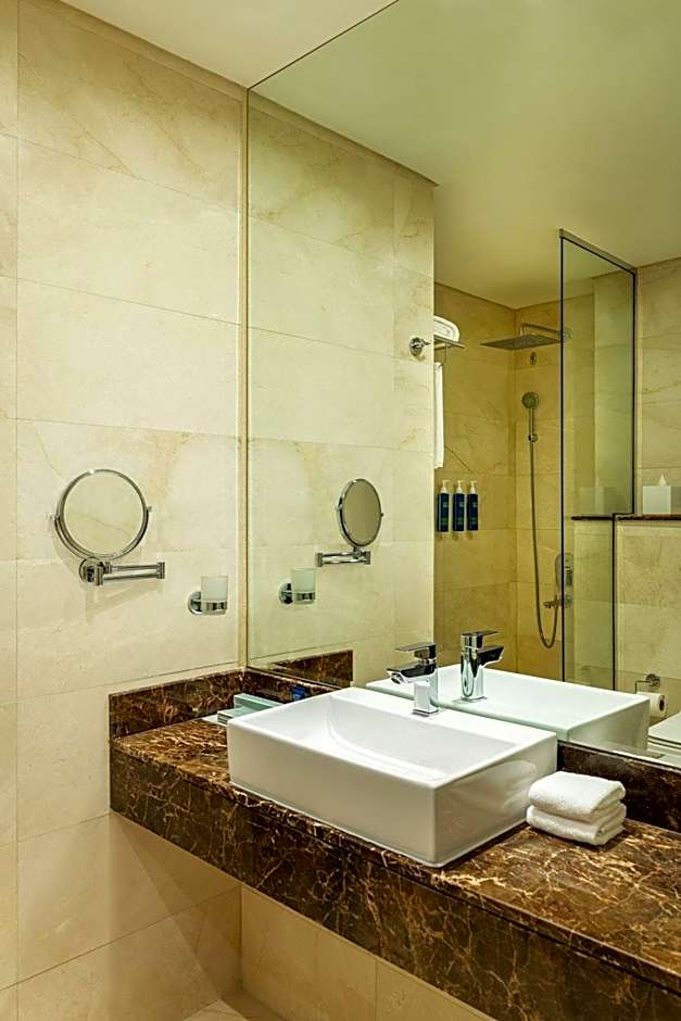 Four Points by Sheraton Production City, Dubai