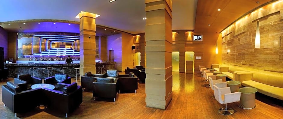 The Lalit Ashok Bangalore Hotel