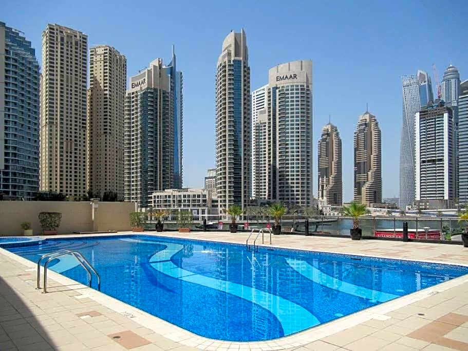 Frank Porter - Marina Views Tower B