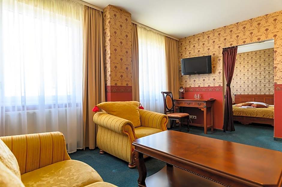 Synet CoLiving