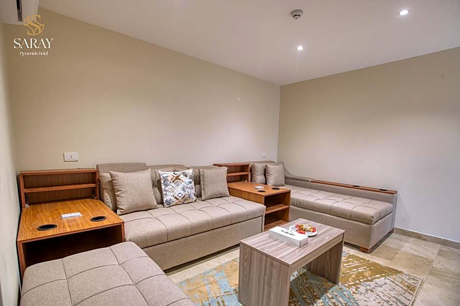 Saray Pyramids & Museum View Hotel