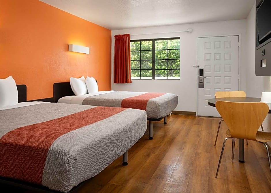 Motel 6-San Luis Obispo, CA - South