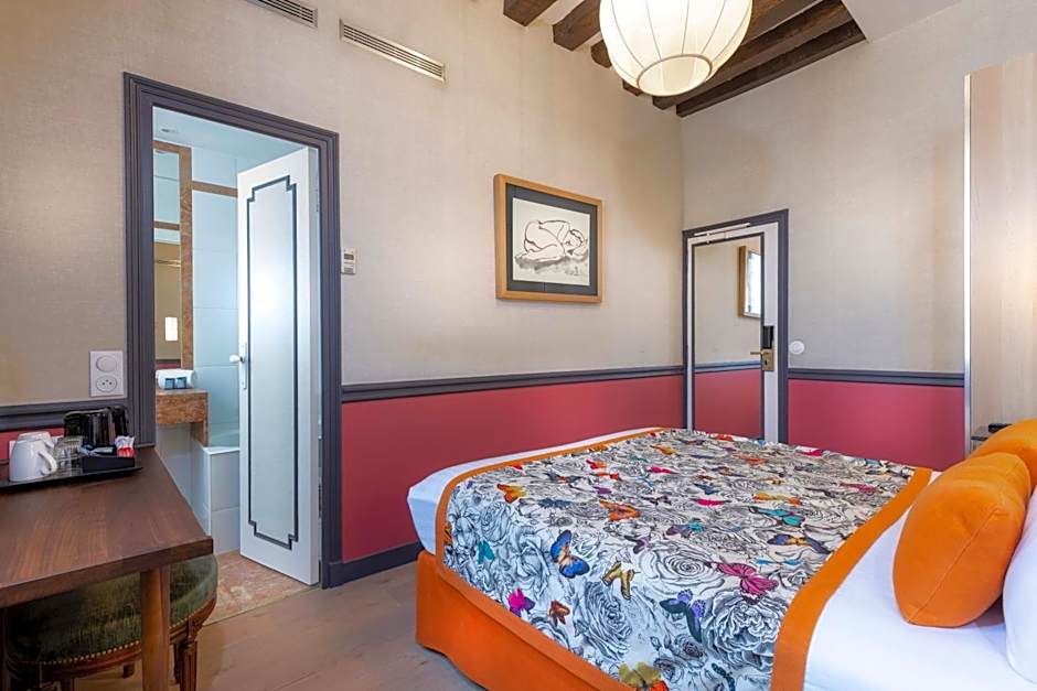 Dauphine Saint Germain