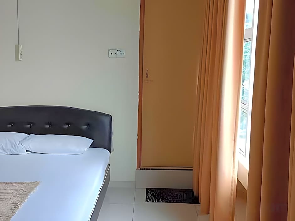 Casavilla Travellers Lodge