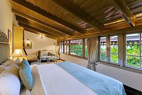 Naini Royal Room with Evening Hi Tea, 10% discount on Food, Spa & Soft Beverages